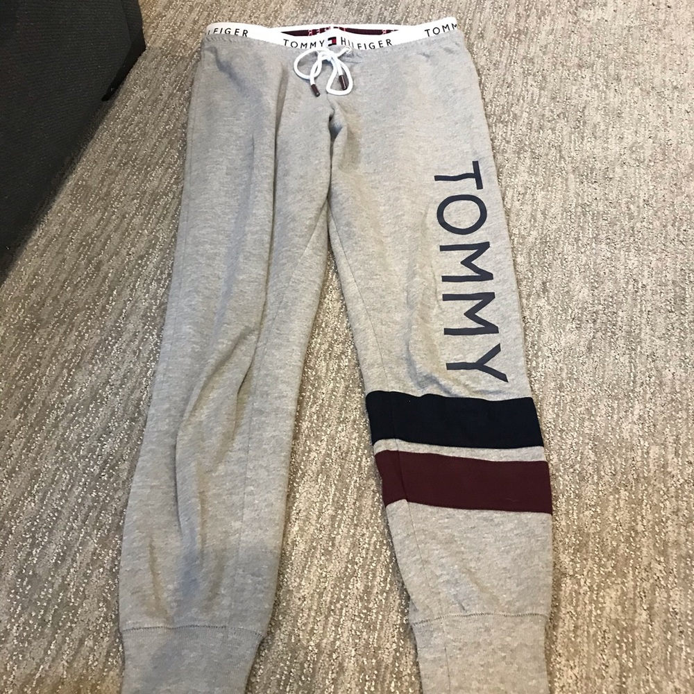Tommy Hilfiger joggers
